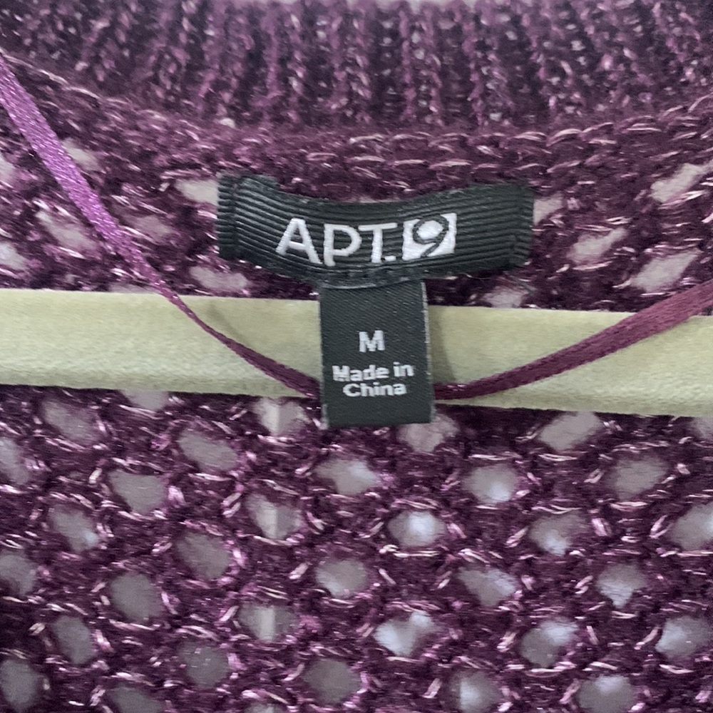 Sweater - Picture 2 of 6